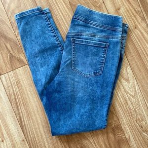 Torrid Lean jean, super soft jeggings in light wash